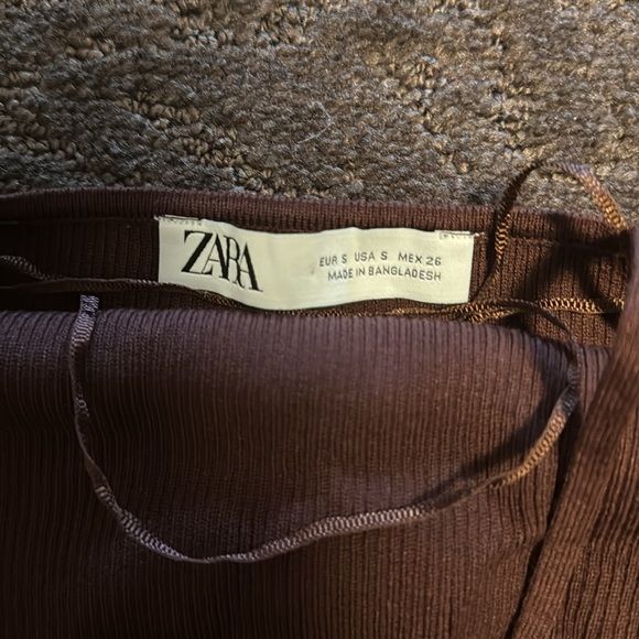 Zara crisscrossed backless top - Picture 3 of 3